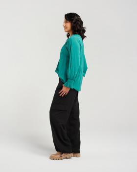 BWJ8776-Top-Winter Green-BWY8719-Pant-Side.jpg